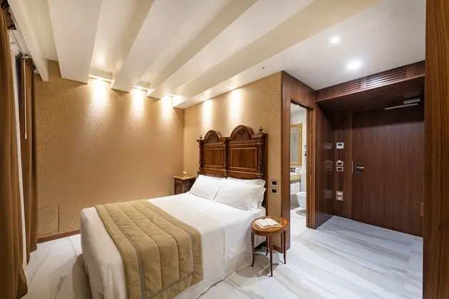 Classic Tek Büyük veya İki Ayrı Yataklı Oda