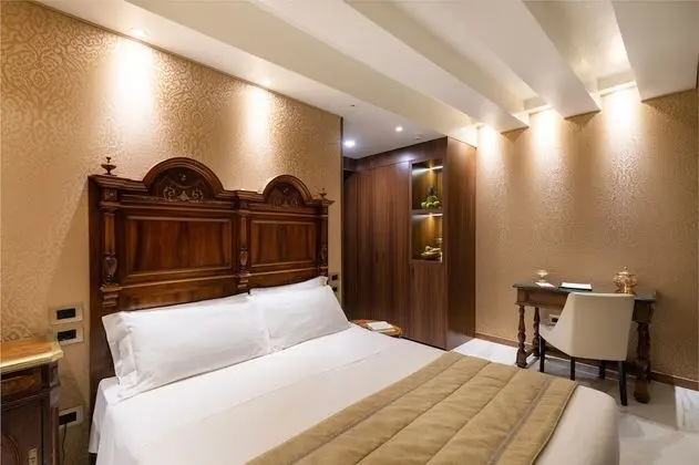 Classic Tek Büyük veya İki Ayrı Yataklı Oda