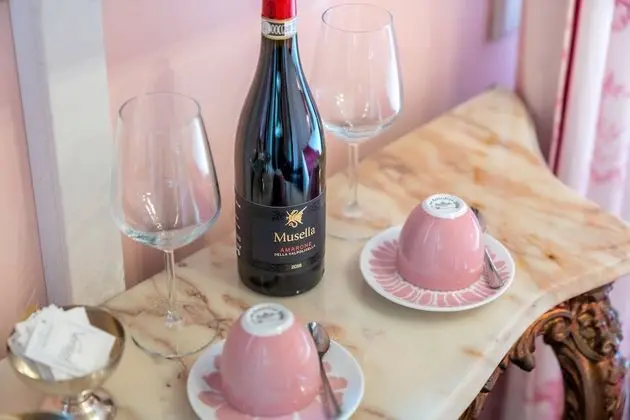 Classic Tek Büyük Yataklı Oda, Banyolu/Duşlu