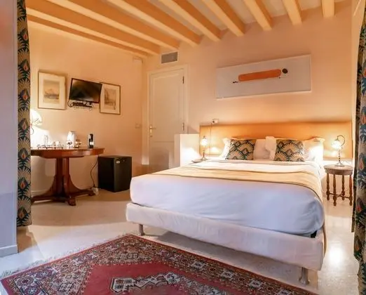 Superior Süit, Banyolu/Duşlu