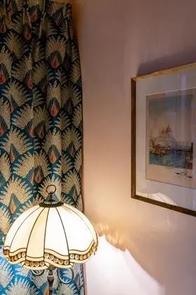 Superior Süit, Banyolu/Duşlu