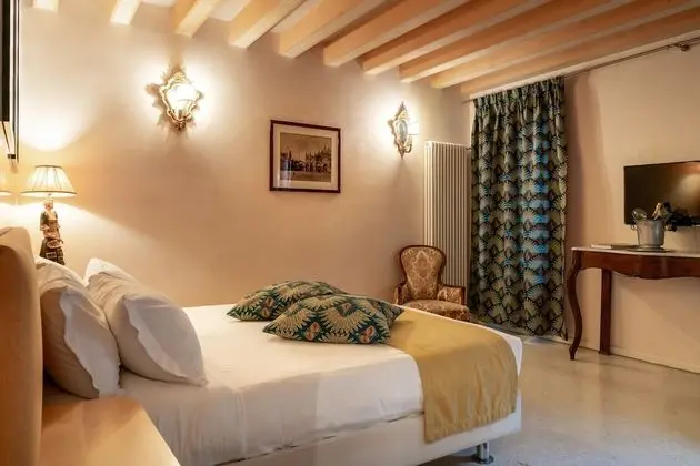 Superior Süit, Banyolu/Duşlu