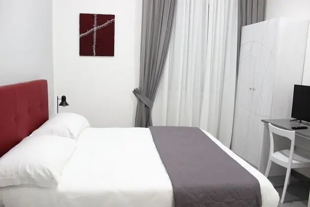 Standard Tek Büyük Yataklı Oda