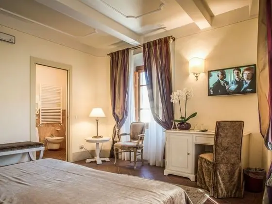 Deluxe Tek Büyük Yataklı Oda