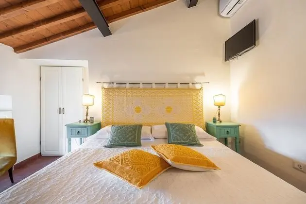 Panoramic Tek Büyük Yataklı Oda