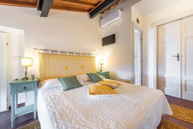 Panoramic Tek Büyük Yataklı Oda