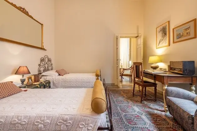 Royal Dört Kişilik Oda