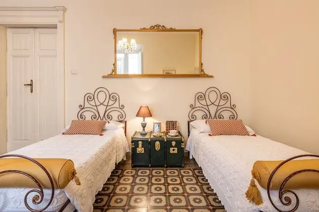 Royal Dört Kişilik Oda