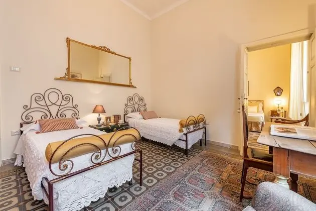 Royal Dört Kişilik Oda