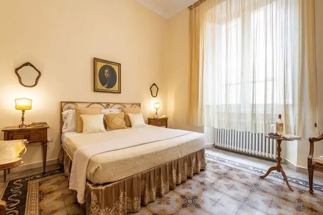 Royal Dört Kişilik Oda