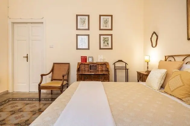 Royal Dört Kişilik Oda