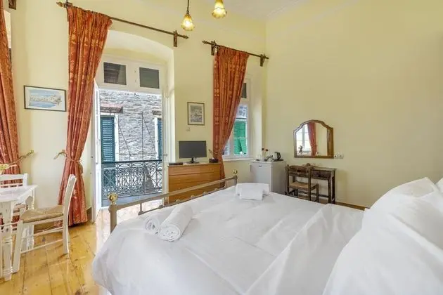 Tek Büyük Yataklı Oda, Balkon