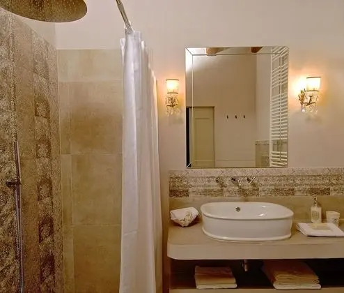 Deluxe Tek Büyük Yataklı Oda, Bahçe Manzaralı (The Garden Room)