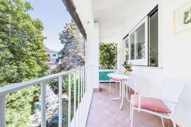 Deluxe Üç Kişilik Oda, Balkon