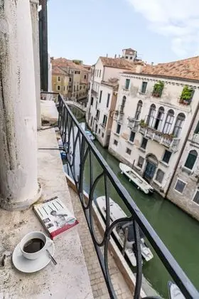 Süit, 2 Yatak Odası, 2 Banyolu, Kanal Manzaralı