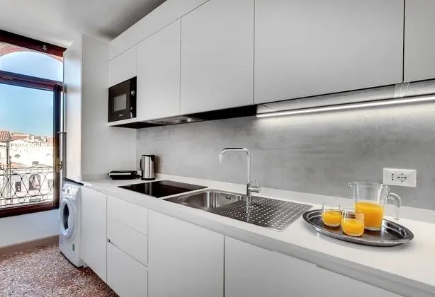 Süit, 2 Yatak Odası, Kanal Manzaralı