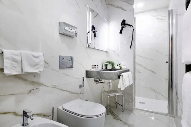 Süit, 2 Yatak Odası, Kanal Manzaralı