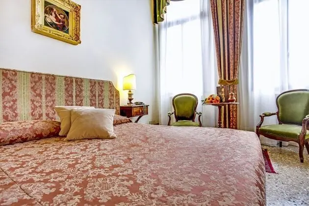 Superior Tek Büyük veya İki Ayrı Yataklı Oda, Şehir Manzaralı