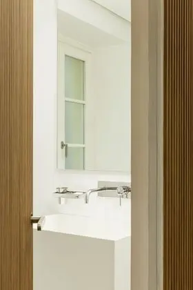 Design Tek Büyük Yataklı Oda, 1 Çift Kişilik Yatak (Design)