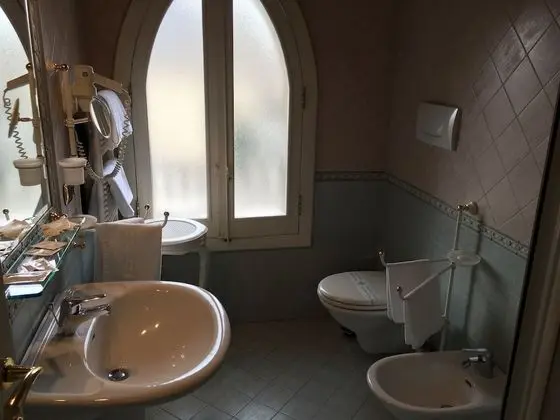 Standard Tek Büyük veya İki Ayrı Yataklı Oda, Balkon