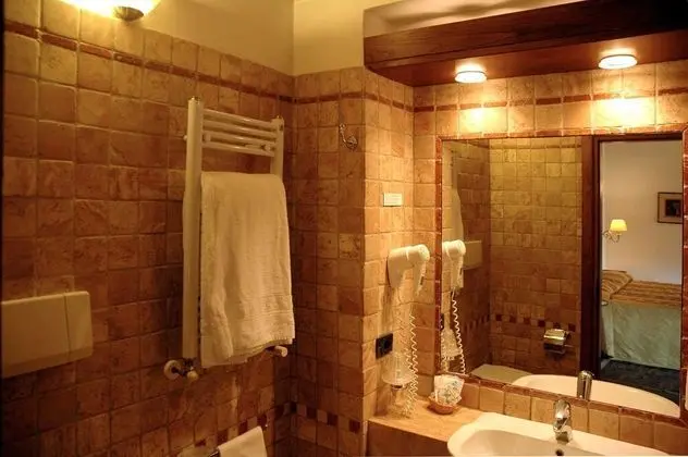 Comfort Tek Büyük veya İki Ayrı Yataklı Oda, Şehir Manzaralı