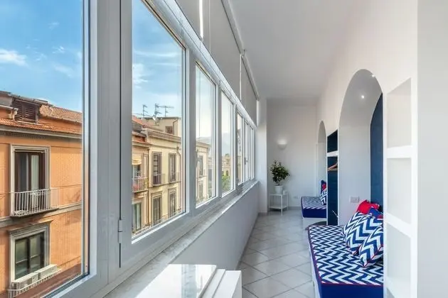Family Oda, Balkon