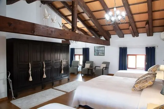 Deluxe Dört Kişilik Oda