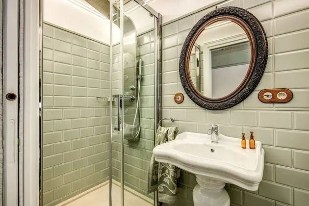 Deluxe Tek Büyük Yataklı Oda, 1 Büyük (Queen) Boy Yatak