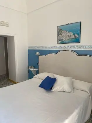 Comfort Tek Büyük veya İki Ayrı Yataklı Oda