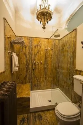 Superior Süit (Signorelli)