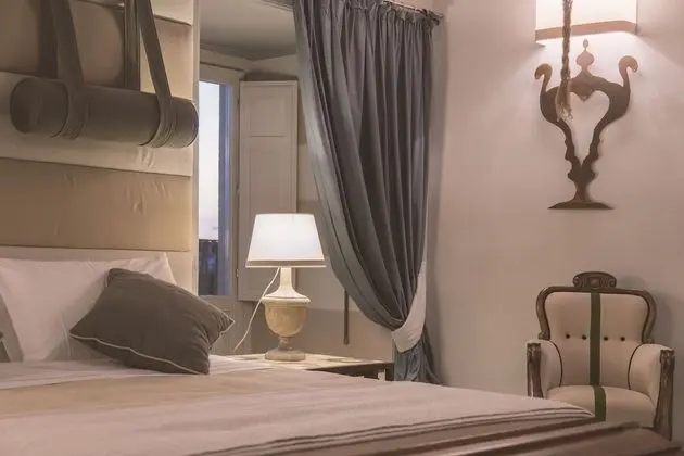 Deluxe Süit, Sigara İçilmez
