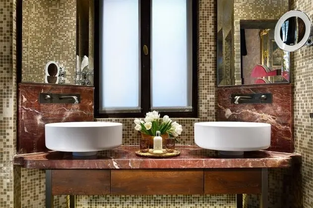 Luxury Süit, Kanal Manzaralı