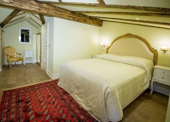 Deluxe Tek Büyük veya İki Ayrı Yataklı Oda, Balkon
