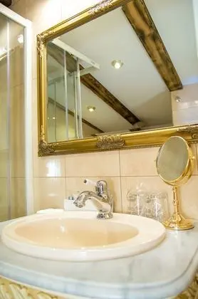 Deluxe Tek Büyük veya İki Ayrı Yataklı Oda, Balkon