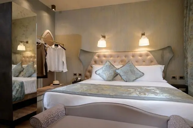 Classic Tek Büyük veya İki Ayrı Yataklı Oda