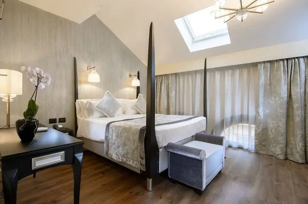 Economy Tek Büyük veya İki Ayrı Yataklı Oda