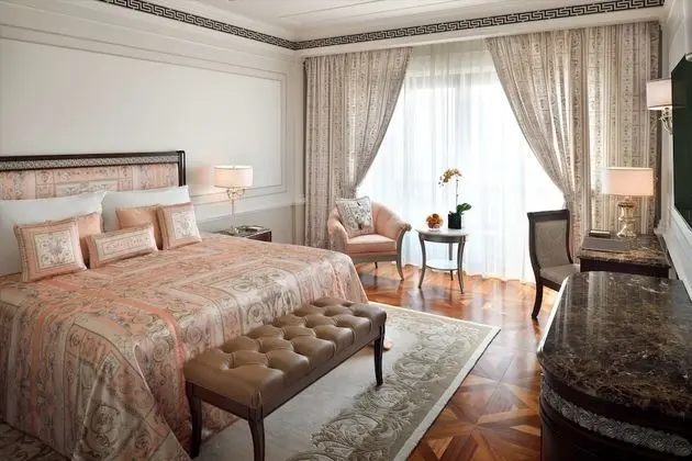 Deluxe Oda, Şehir Manzaralı (Versace | Family)