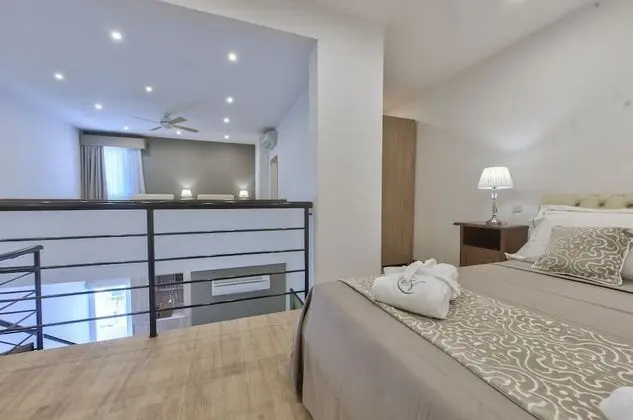 Süit, 2 Yatak Odası, Bahçe Manzaralı