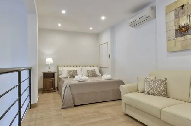Süit, 2 Yatak Odası, Bahçe Manzaralı