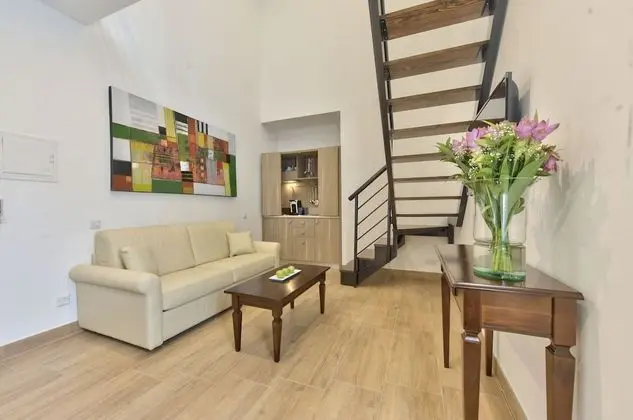 Süit, Bahçe Manzaralı (Duplex )