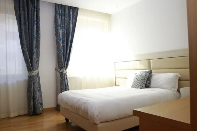 Executive Tek Büyük Yataklı Oda