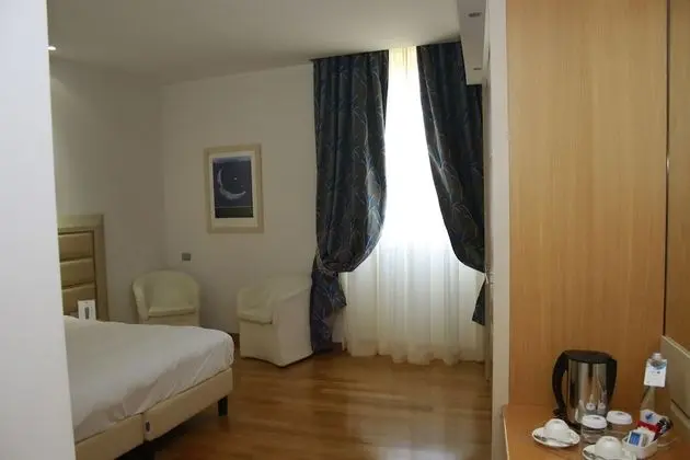 Family Dört Kişilik Oda, Şehir Manzaralı