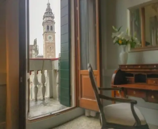 Deluxe Süit, Balkon