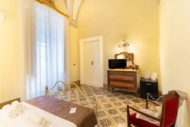 Tek Büyük Yataklı Oda, 1 Çift Kişilik Yatak