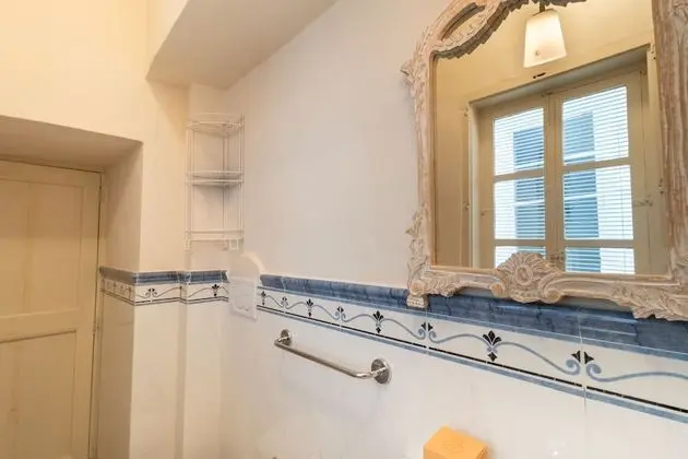 Tek Büyük Yataklı Oda, 1 Çift Kişilik Yatak