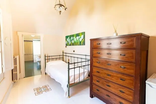 Üç Kişilik Oda, Birden Çok Yatak