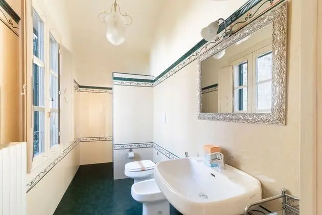 Üç Kişilik Oda, Birden Çok Yatak