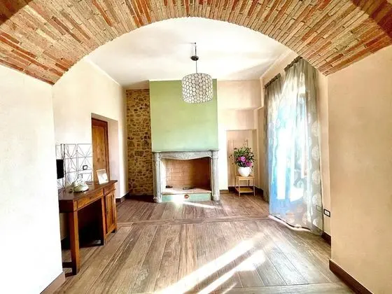 Ev, 4 Yatak Odası, Şömine