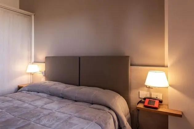 Büyük Yataklı Tek Kişilik Oda