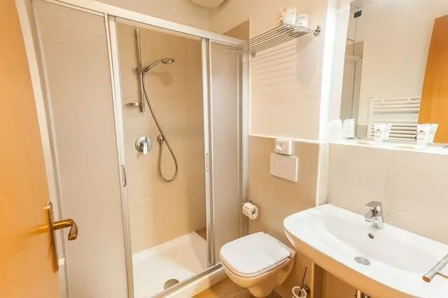 Panoramic Üç Kişilik Oda, Tepe Manzaralı